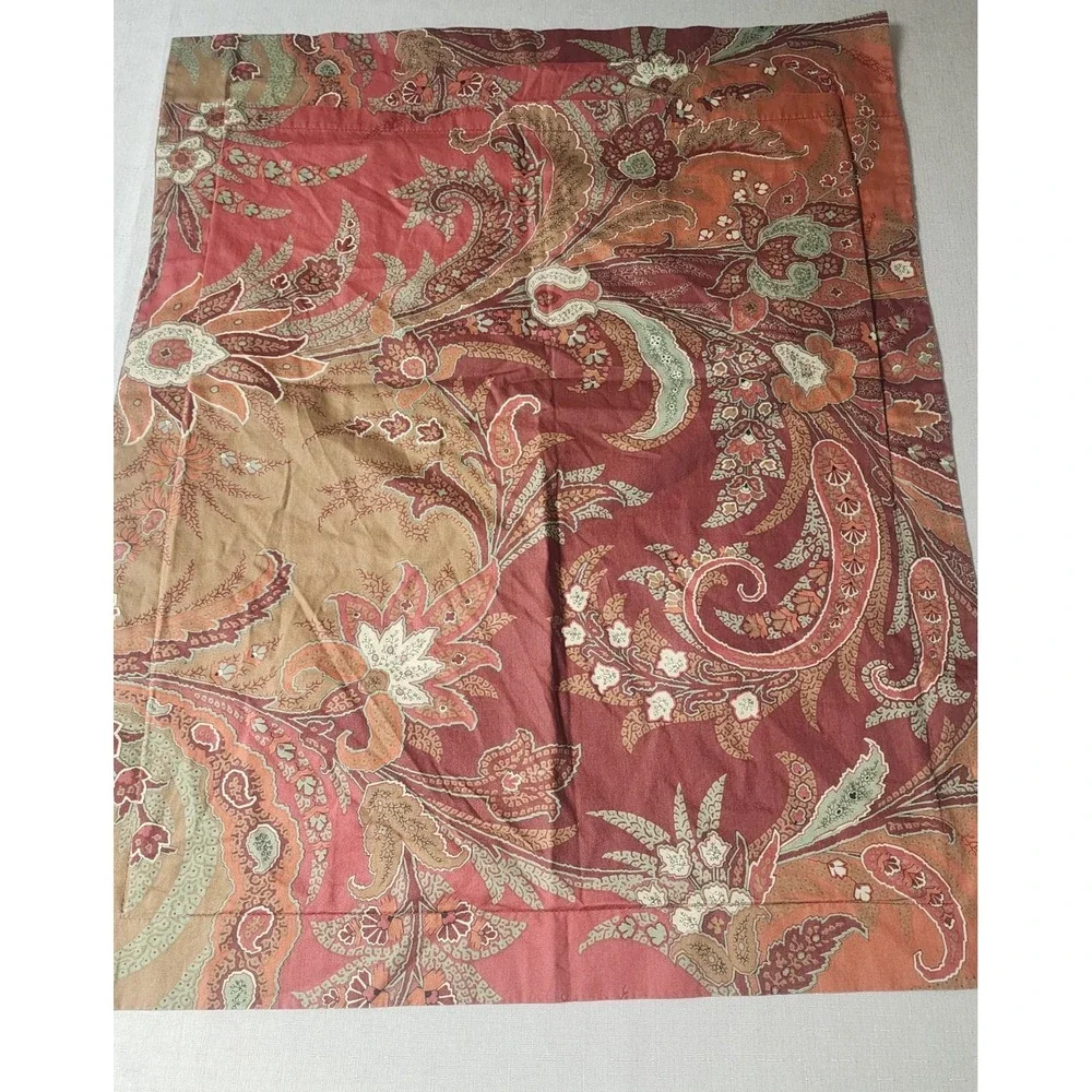 Pottery Barn Rectangle  Pillow Sham 29 x 24 ‎ Floral Paisley   ONE ONLY